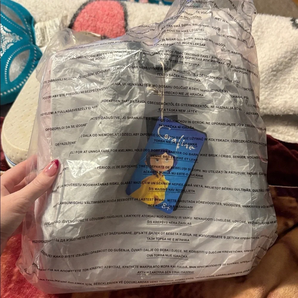 NWT Coraline Doll Box Loungefly Backpack - Picture 6 of 6